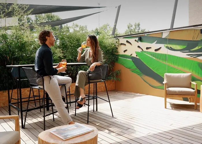Ar Suites&Art